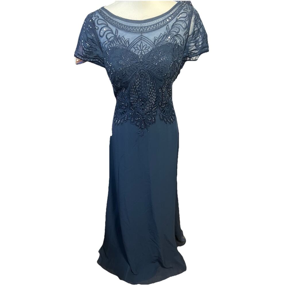 NWT JJ’s House Navy Blue Beaded Lace Chiffon Formal Gown Short Sleeve Size 10
